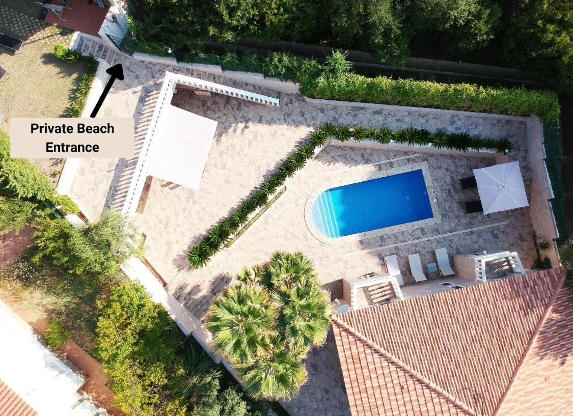 Luxury Villa, Private Beach N Pool * Lloret de Mar